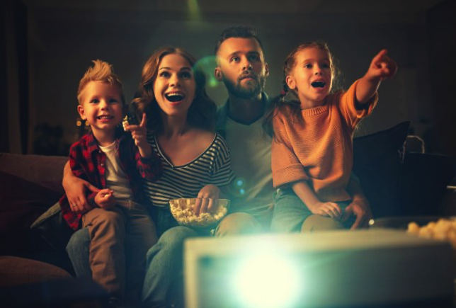 معرفی ۱۰ فیلم برتر مناسب کودکان ایرانی