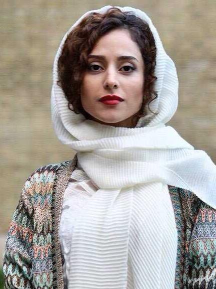 مهدخت مولایی